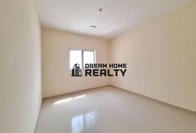 128850975 - Property Image 3