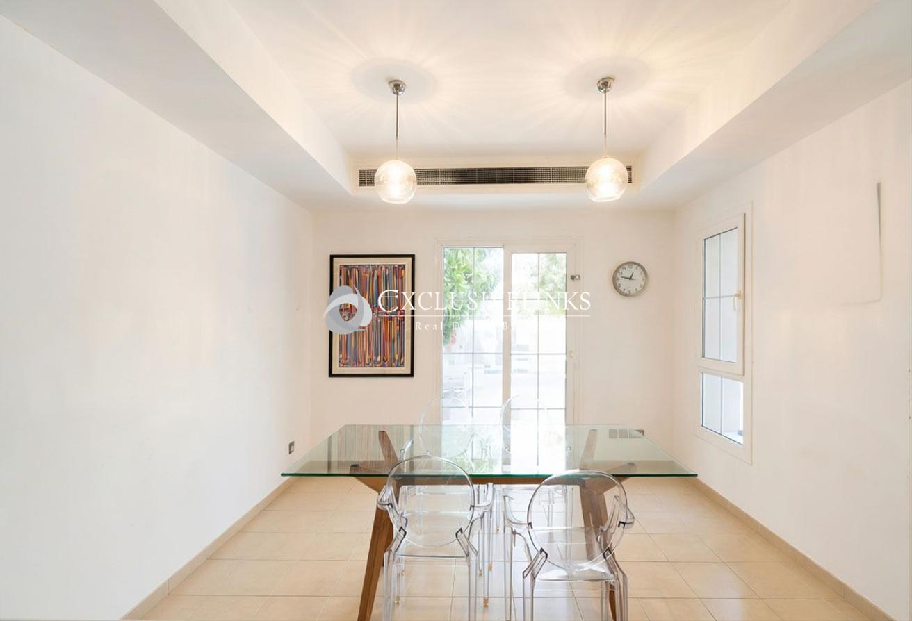 Family Home | Private Pool | Generous Space photo 8