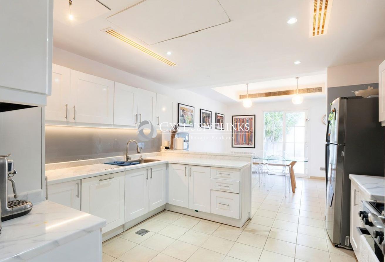 Family Home | Private Pool | Generous Space photo 7