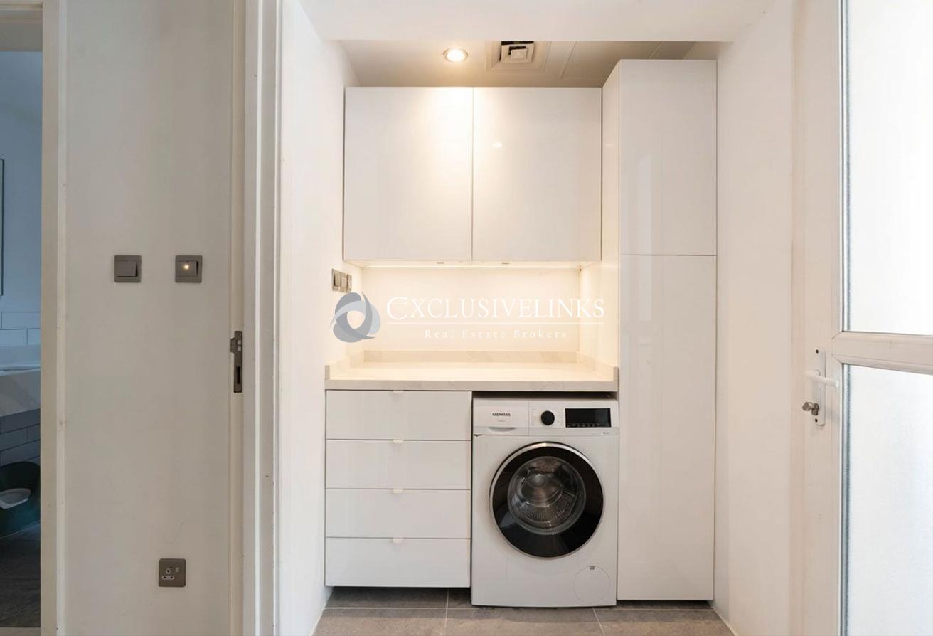Family Home | Private Pool | Generous Space photo 9