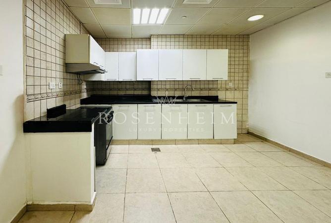 142844610 - Property Image 2