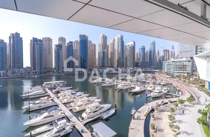 Apartment - 2 Bedrooms - 3 Bathrooms for sale in Vida Residences Dubai Marina - Dubai Marina - Dubai