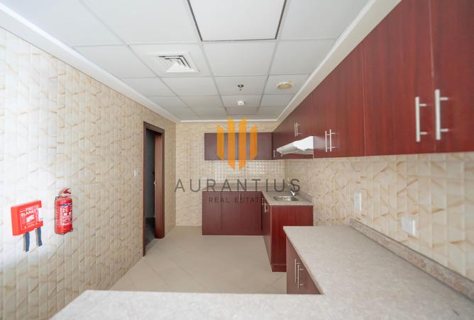 73161889 - Property Image 2