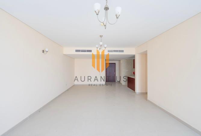 73161889 - Property Image 3