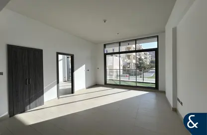 Apartment - 3 Bedrooms - 5 Bathrooms for sale in Oia Residence - Motor City - Dubai