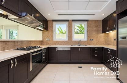 Villa - 3 - 4 for rent in District 7 - Jumeirah Park - Dubai