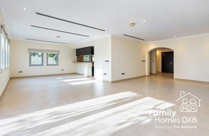 Villa - 3 - 4 for rent in District 7 - Jumeirah Park - Dubai Villa - 3 - 4 for rent in District 7 - Jumeirah Park - Dubai