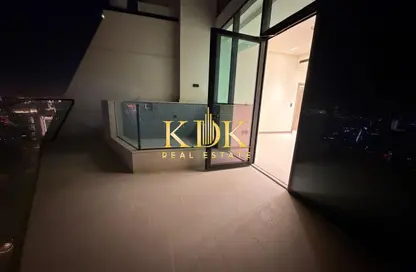 Apartment - 1 Bedroom - 2 Bathrooms for rent in Binghatti Phantom - District 17 - Jumeirah Village Circle - Dubai