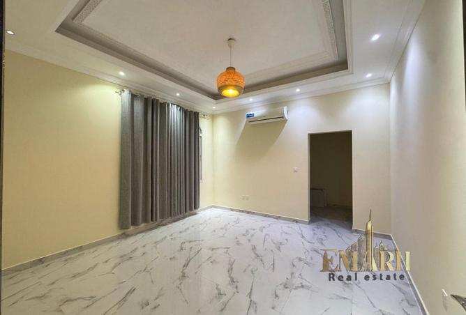 132070385 - Property Image 2