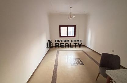Apartment - 2 Bedrooms - 2 Bathrooms for rent in Al Khan 5 building - Al Khan - Sharjah