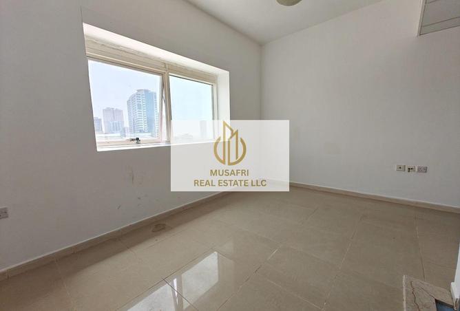 54388842 - صورة العقار 2