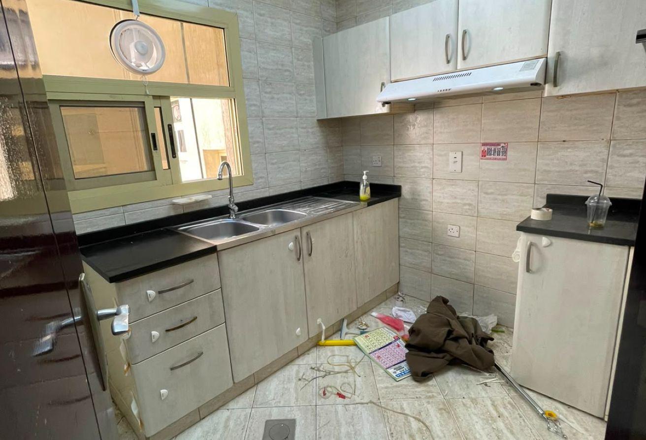 Spacious 1bhk front of school behind the hospital photo 2