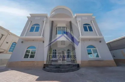 فيلا - 5 غرف نوم - 6 حمامات للايجار في حدائق الإمارات 1 - القوز - دبي