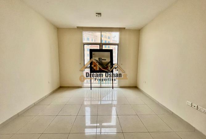 128855146 - Property Image 3