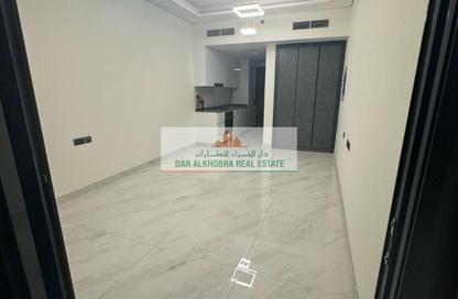 Apartment - Studio - 1 Bathroom for rent in Samana Golf Avenue - Dubai Studio City - Dubai