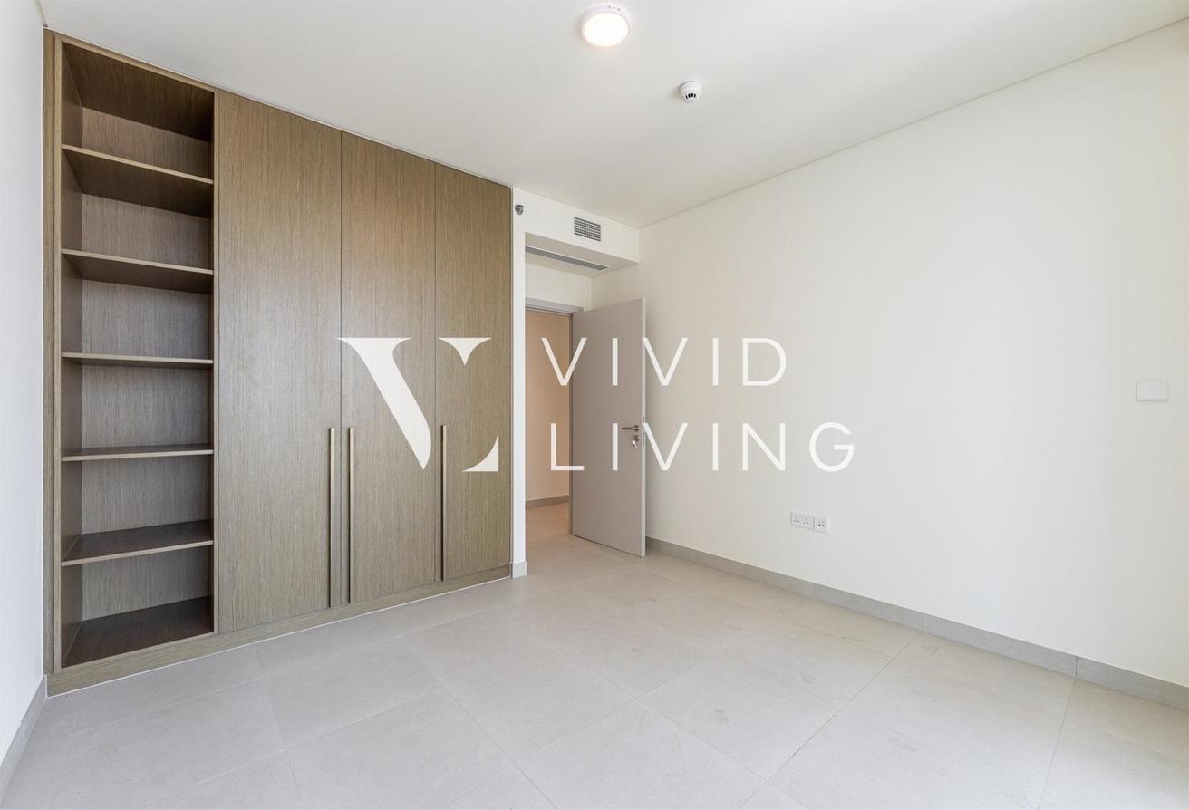 New | Marina & Harbour Views | Ready To Move In photo 12