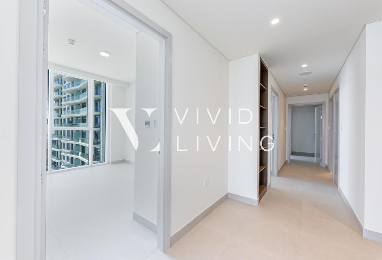 New | Marina & Harbour Views | Ready To Move In photo 9
