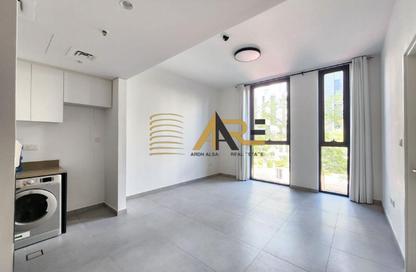 Apartment - 1 Bedroom - 2 Bathrooms for rent in East Village - Aljada - Sharjah