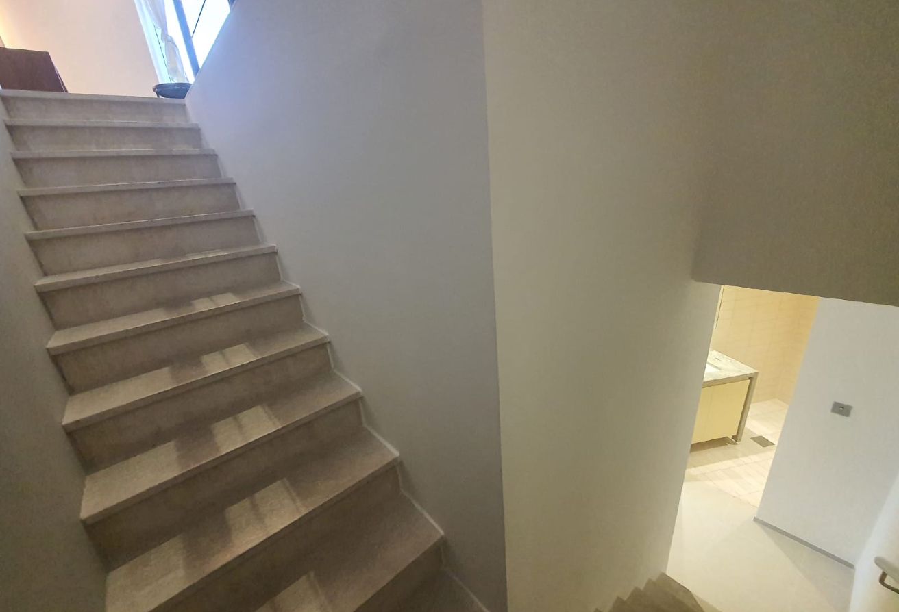 DUPLEX | FULLY FURNISHED | SZR VIEW | VACANT gallery image