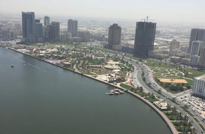 Apartment - 3 Bedrooms - 4 Bathrooms for sale in Al Majaz 3 - Al Majaz - Sharjah