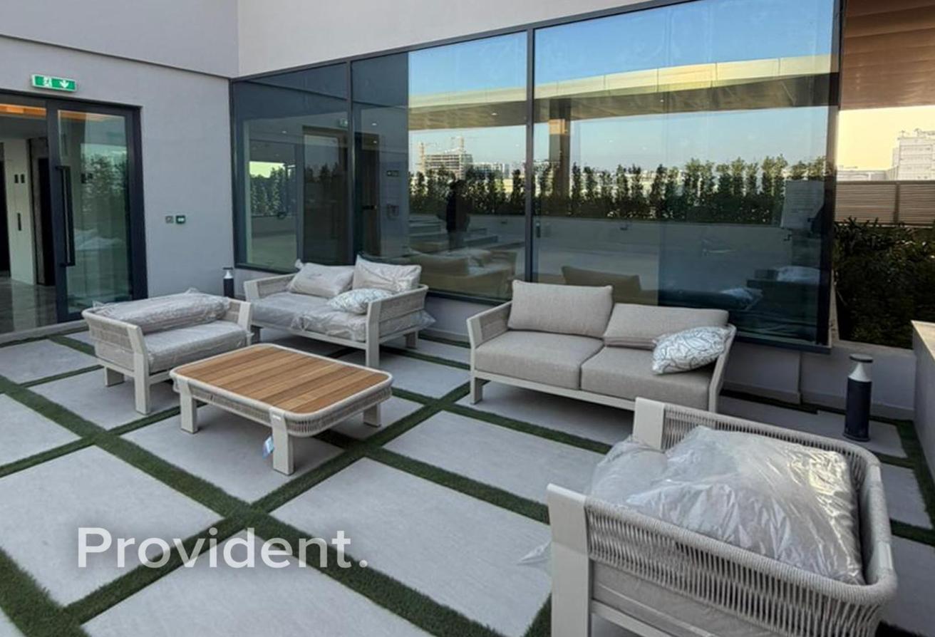 Easy Cheques | Turnkey | Spacious | High Demand photo 3
