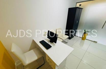 Office Space - Studio - 1 Bathroom for rent in Al Fajer Complex - Oud Metha - Bur Dubai - Dubai