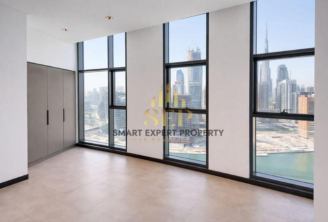 74244135 - صورة العقار 2