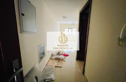 Apartment - 1 Bedroom - 2 Bathrooms for rent in Muwailih Building - Muwaileh - Sharjah