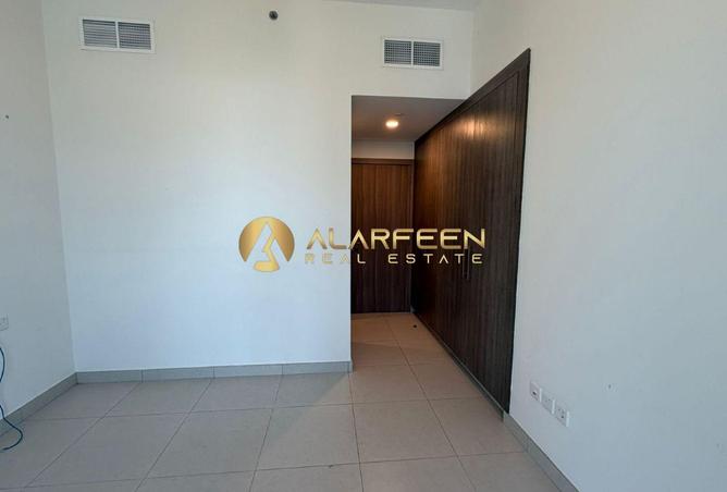 87867584 - صورة العقار 3