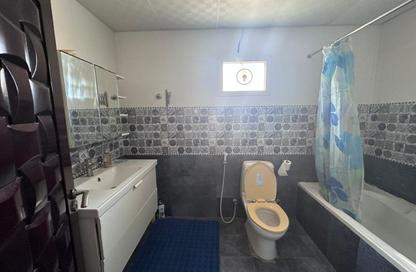Villa - 4 Bedrooms - 6 Bathrooms for rent in Al Hazana - Al Riqqa - Sharjah