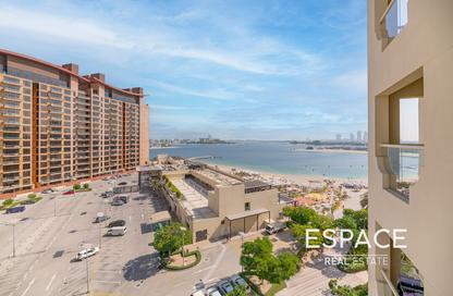 Apartment - 2 - 3 for rent in Al Das - Shoreline Apartments - Palm Jumeirah - Dubai