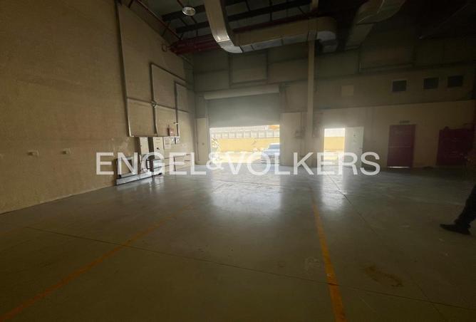 69104617 - صورة العقار 3