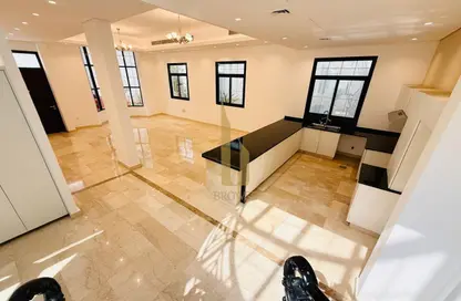 فيلا - 5 غرف نوم - 5 حمامات للايجار في فلل الجميرا 1 - جميرا 1 - جميرا - دبي