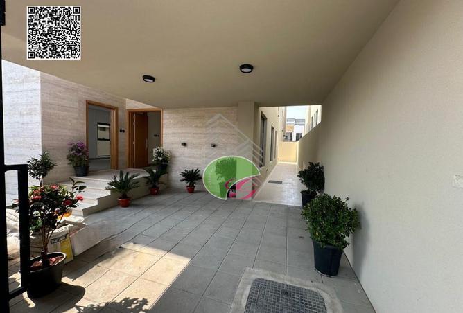 67451240 - صورة العقار 3