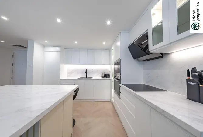 166064374 - Property Image 3