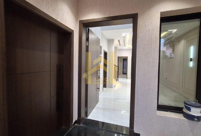 129781110 - Property Image 3