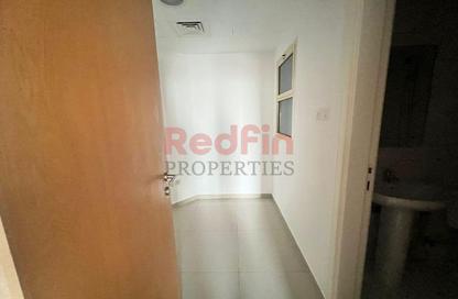 Apartment - 3 Bedrooms - 5 Bathrooms for rent in Mohammed Ibrahim Tower (J2 Tower) - JLT Cluster J - Jumeirah Lake Towers - Dubai Apartment - 3 Bedrooms - 5 Bathrooms for rent in Mohammed Ibrahim Tower (J2 Tower) - JLT Cluster J - Jumeirah Lake Towers - Dubai