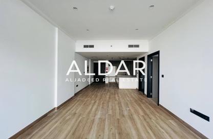 Apartment - 1 Bedroom - 2 Bathrooms for rent in Chaimaa Avenue Residences - District 13 - Jumeirah Village Circle - Dubai