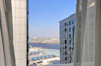 شقة - غرفة نوم - 2 حمامات للبيع في أورينت تاور 1 - أورينت تاور - البستان - عجمان