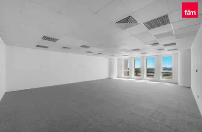 مكتب - استوديو للايجار في برج تشرشل للأعمال - أبراج تشرشل - الخليج التجاري - دبي