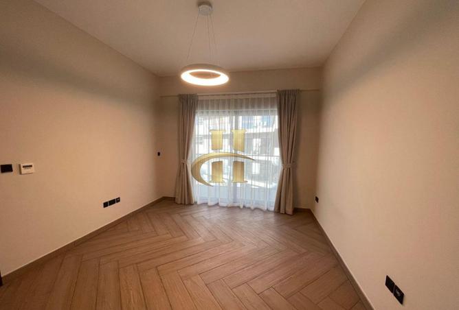 2Ok4WRRBxjs - Property Main Image