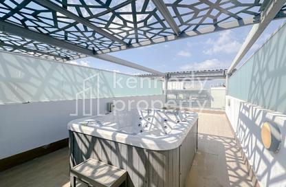 Apartment - 2 Bedrooms - 2 Bathrooms for rent in Oasis 1 - Oasis Residences - Masdar City - Abu Dhabi