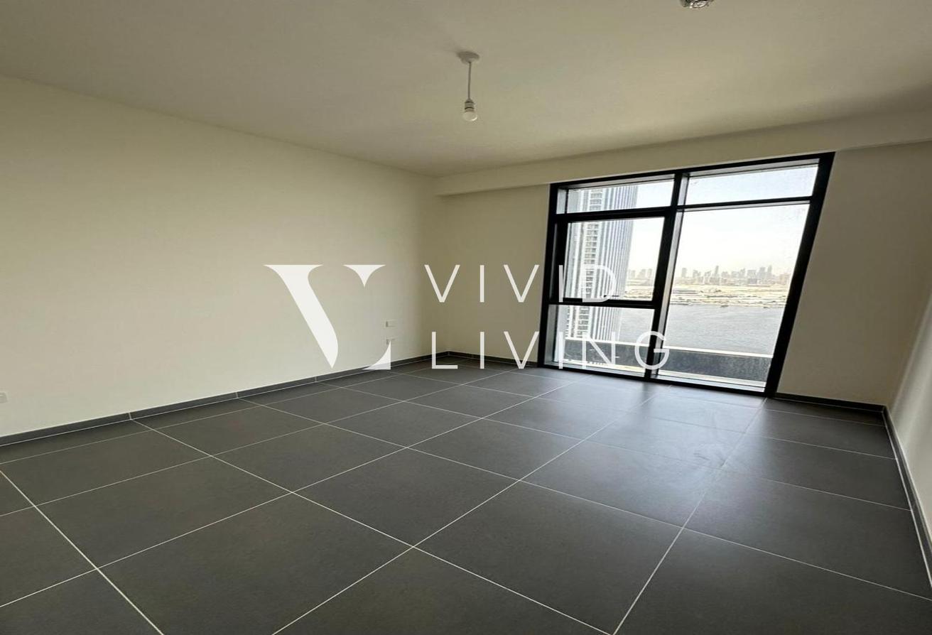 Sea View | vacant | Spacious Layout photo 2