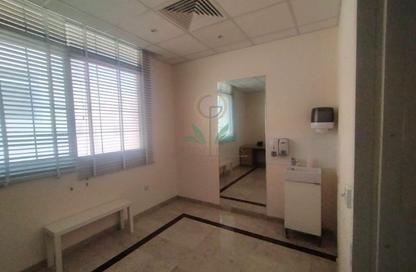 Villa - Studio - 6 Bathrooms for rent in Umm Suqeim 2 Villas - Umm Suqeim 2 - Umm Suqeim - Dubai