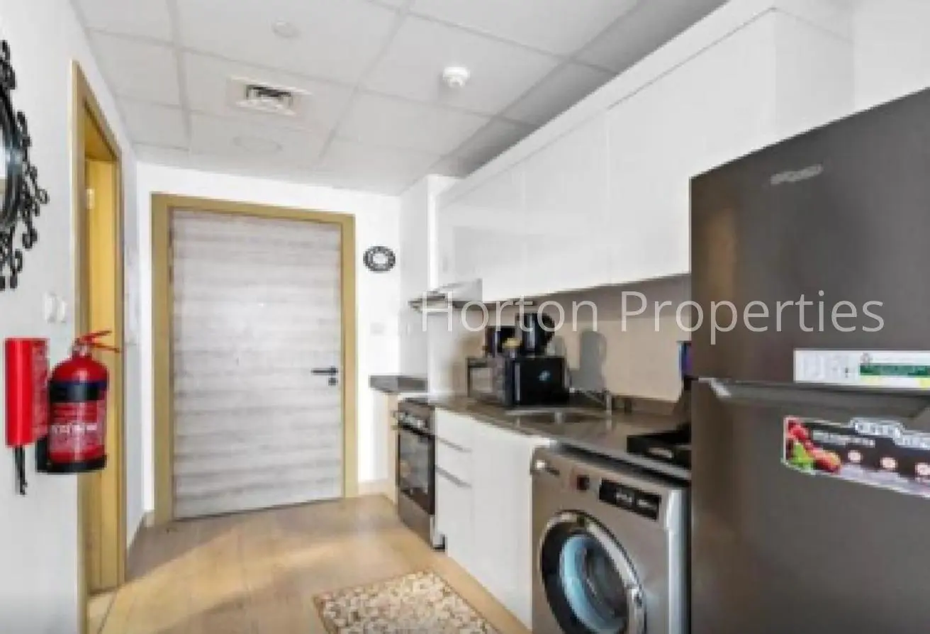 92704412 - Property Main Image