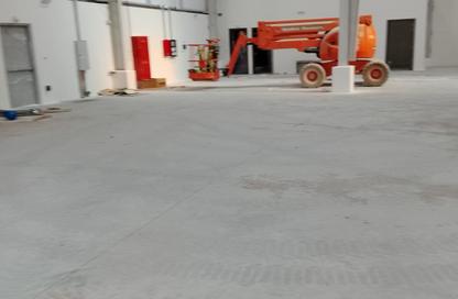 Warehouse - Studio - 1 for rent in Umm Al Thuoob - Umm Al Quwain