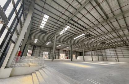 Warehouse - Studio - 1 for rent in Umm Al Thuoob - Umm Al Quwain