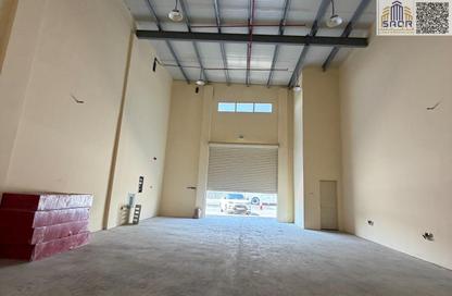 Warehouse - Studio - 1 Bathroom for rent in Al Jurf 3 - Al Jurf - Ajman Downtown - Ajman