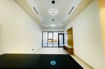 شقة - 3 غرف نوم - 3 حمامات للايجار في سنترال 1 - الخليج التجاري - دبي