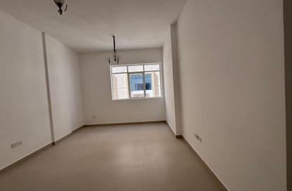 Apartment - 2 Bedrooms - 3 Bathrooms for rent in Al Amira Village - Al Yasmeen - Ajman